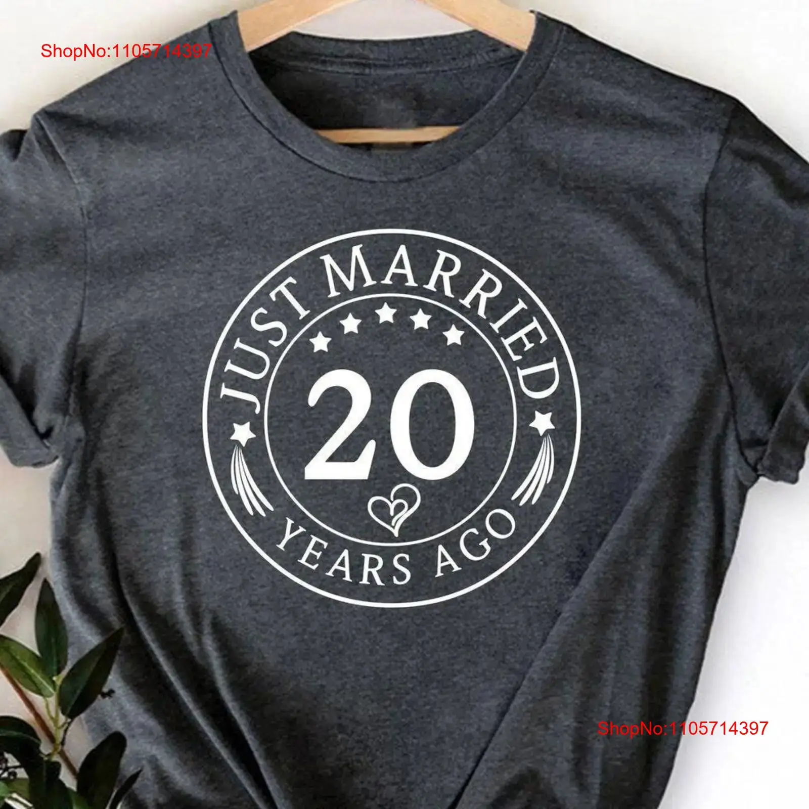 Vintage Fashion Hub - T-Shirt „Just Married“ für Ehefrau und